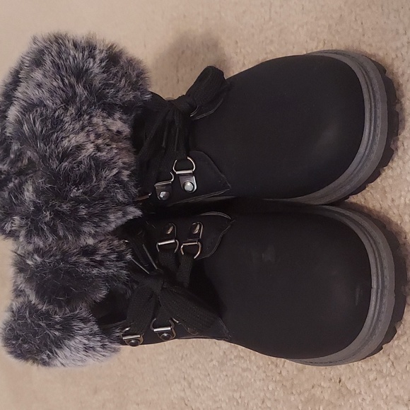 Jessica Carlyle Julio Faux Fur Boots - Picture 2 of 5